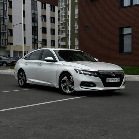 prokat_avto_irkutsk_honda_accord