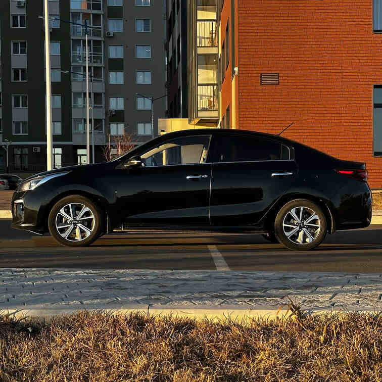 Kia Rio — фото 5