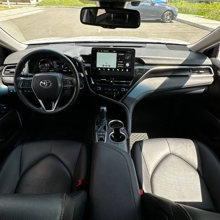 Toyota Camry 219 — фото 17
