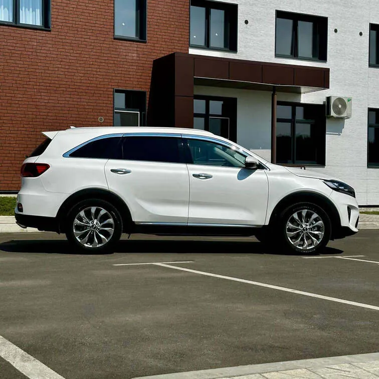 Kia Sorento — фото 5