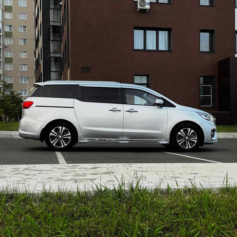 Kia Carnival 872 — фото 5