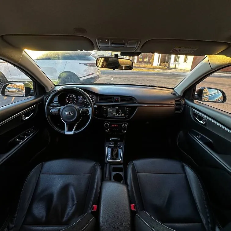 Kia Rio — фото 16