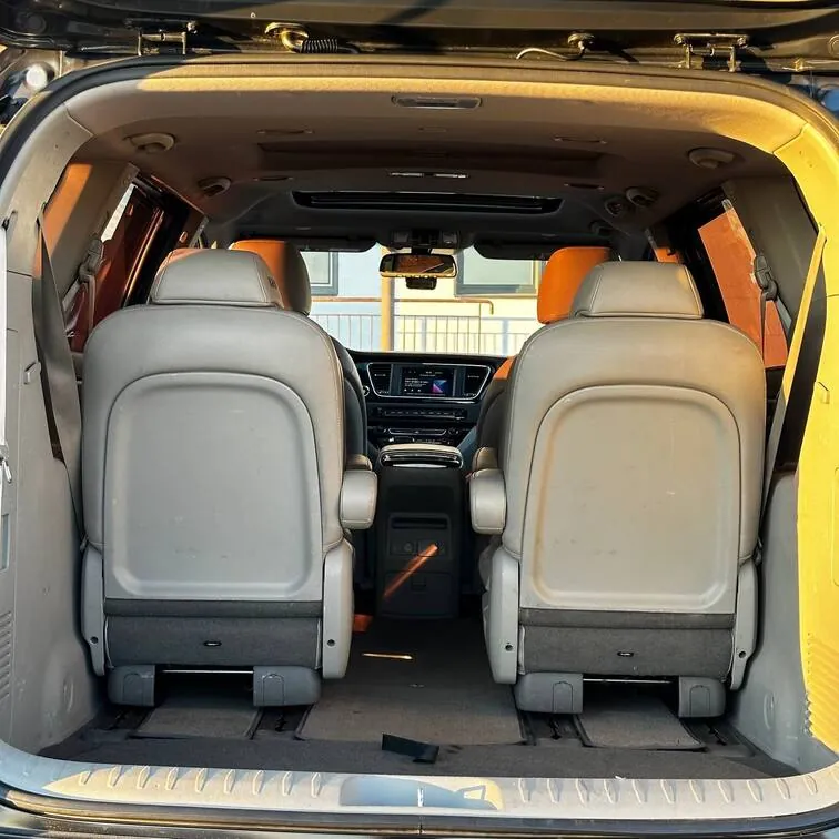 Kia Carnival 646 — фото 16