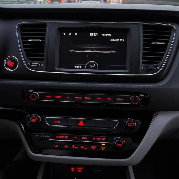 Kia Carnival 872 — фото 10