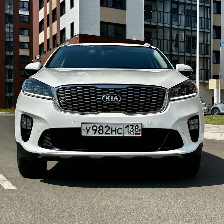 Kia Sorento — фото 9