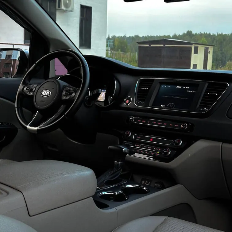 Kia Carnival 872 — фото 11