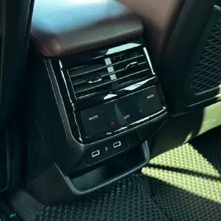 Geely Monjaro — фото 11